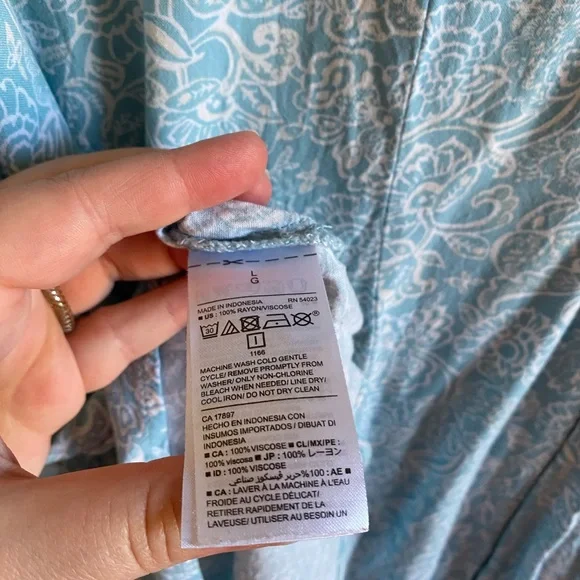 Old Navy Dressy Tank Top - Picture 7 of 7